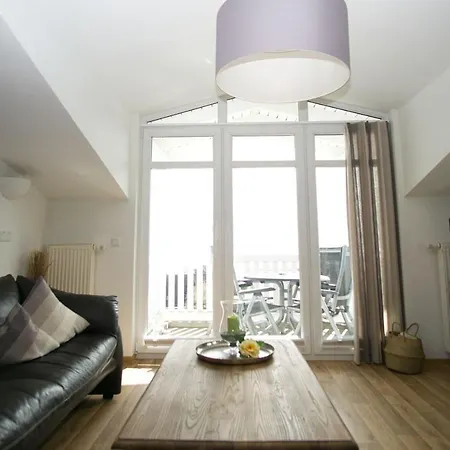 Meeresblick Residenzen Fewo 41 Deluxe, Inklusive Sauna Und Schwimmbadnutzung Im Ahoi Sellin Hotel *