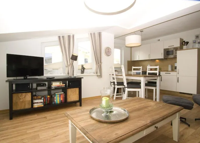 Meeresblick Fewo41- Balkon, Meerblick, Sauna, Schwimmbad *