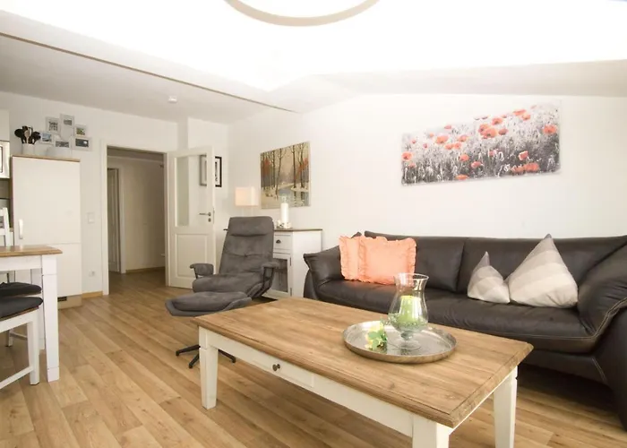 酒店 Meeresblick Fewo41- Balkon, Meerblick, Sauna, Schwimmbad 奥斯特巴德·哥伦
