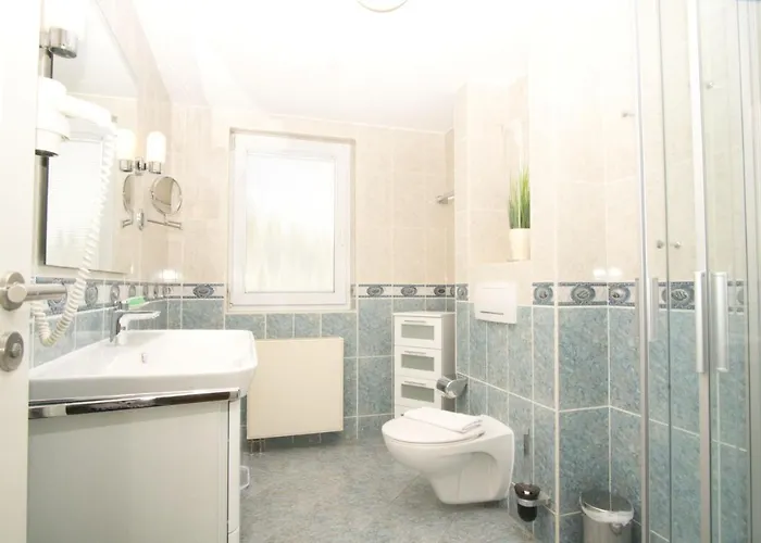 酒店 Meeresblick Fewo41- Balkon, Meerblick, Sauna, Schwimmbad